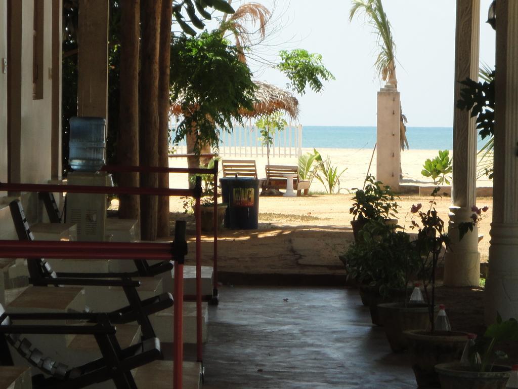 Yoho Hotel Arugambay Beach Inn Arugam Bay Exteriér fotografie